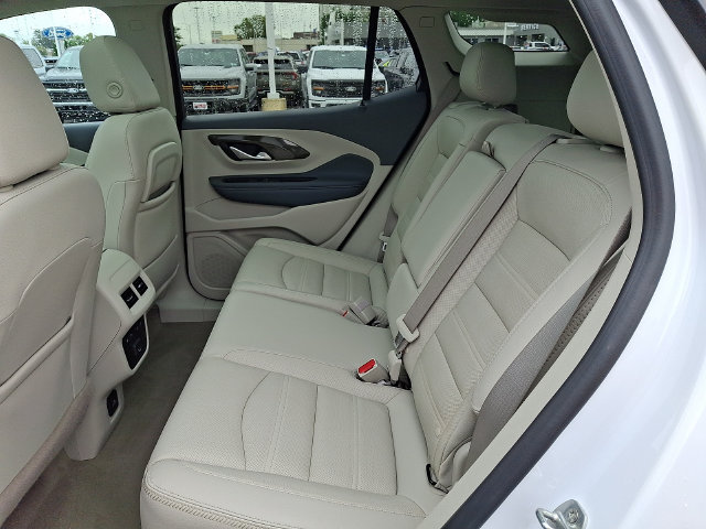 Used 2022 GMC Terrain Denali w/ Denali Premium Package AWD/4WD image 10
