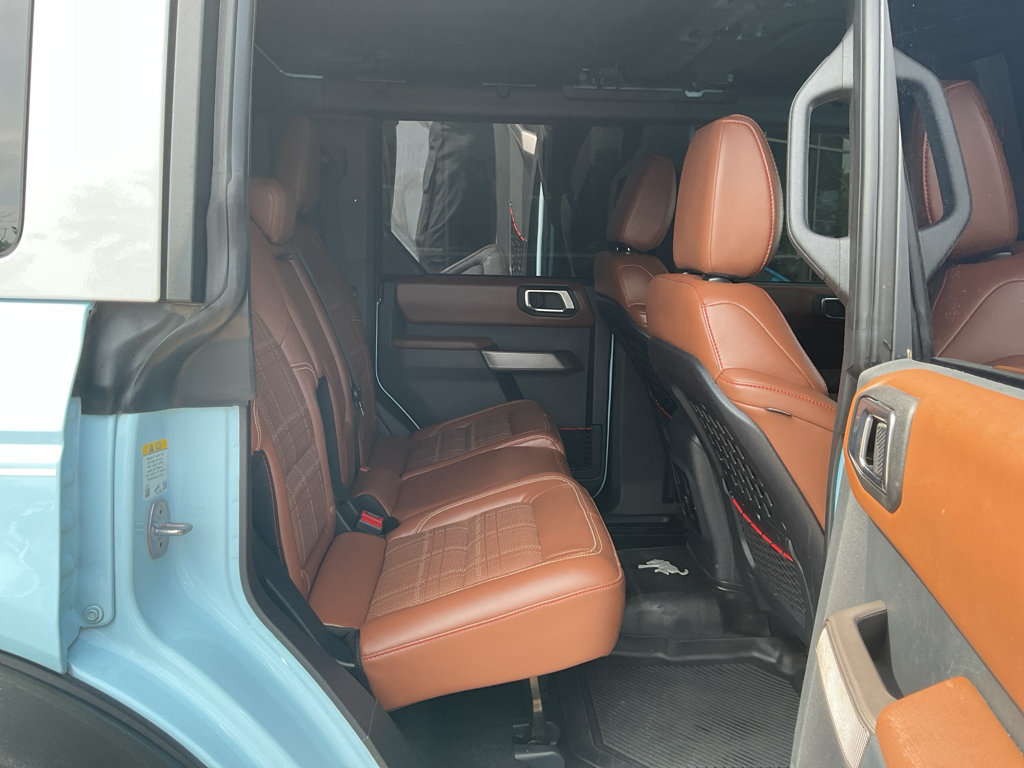 Certified 2023 Ford Bronco Heritage Edition AWD/4WD image 17