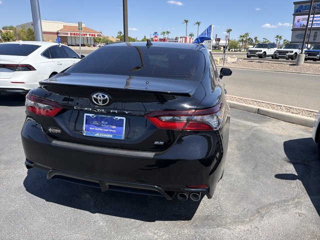 Used 2023 Toyota Camry SE FWD image 6