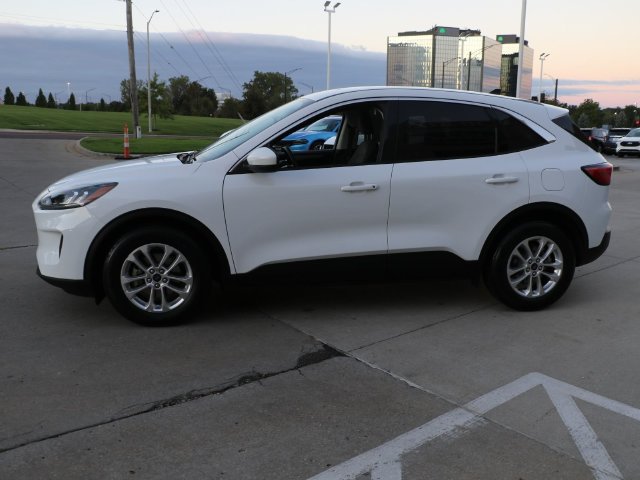 Certified 2021 Ford Escape SE FWD image 4