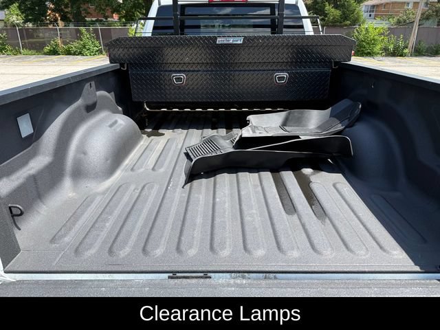 Used 2022 RAM 3500 Tradesman w/ Chrome Appearance Group AWD/4WD image 16