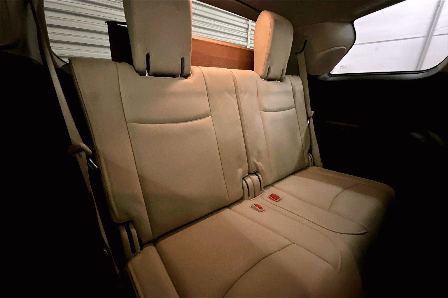 Used 2019 INFINITI QX60 Luxe w/ Essential Package image 27