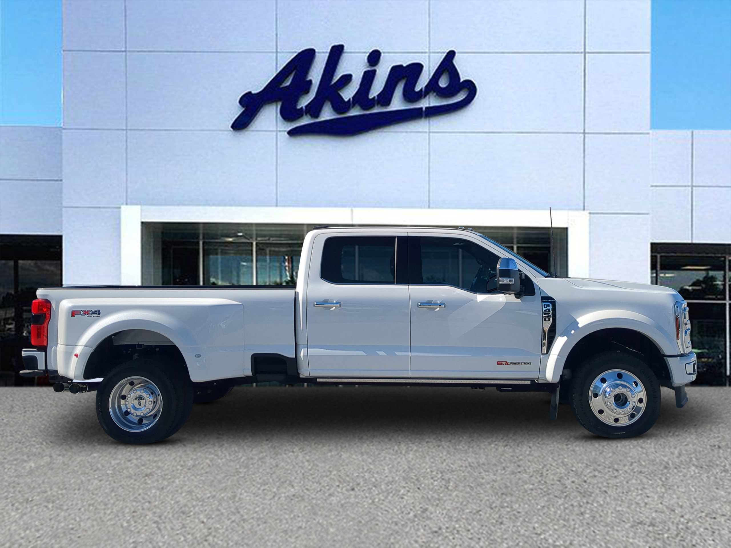 Certified 2024 Ford F450 Platinum w/ FX4 Off-Road Package AWD/4WD image 1