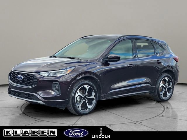 Certified 2023 Ford Escape ST-Line Select w/ Tech Pack #2 image 7