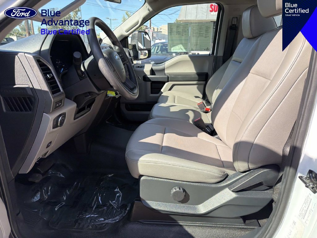 Certified 2022 Ford F550 Luxury RWD image 17