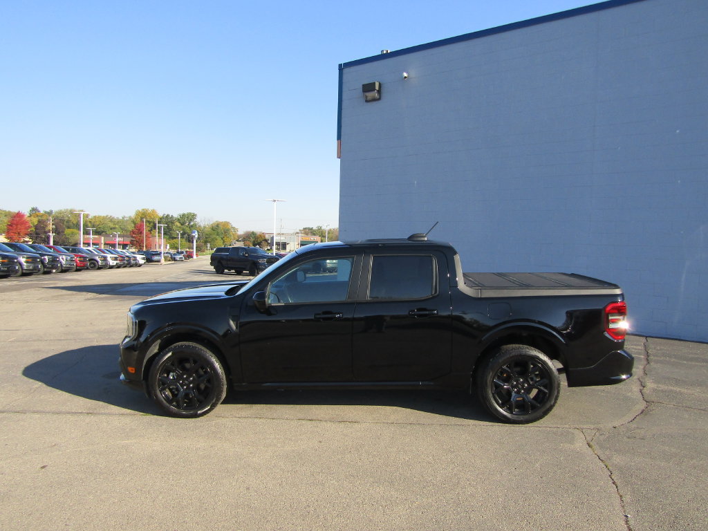 Certified 2025 Ford Maverick Lobo AWD/4WD image 4