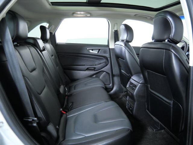 Certified 2018 Ford Edge Titanium w/ Equipment Group 301A AWD/4WD image 14