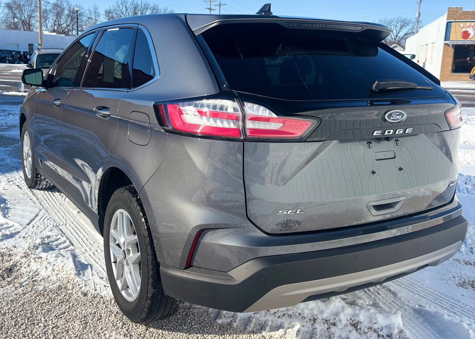 Certified 2024 Ford Edge SEL w/ Convenience Package image 3