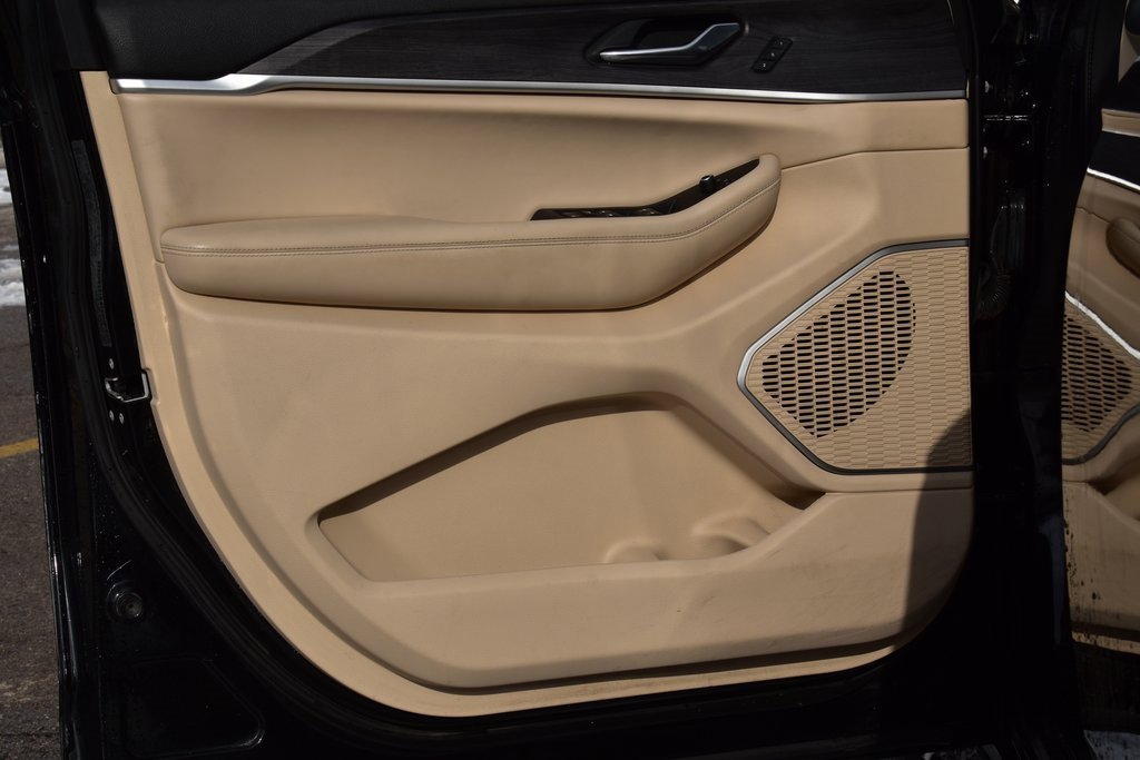 Used 2021 Jeep Grand Cherokee L Limited image 8