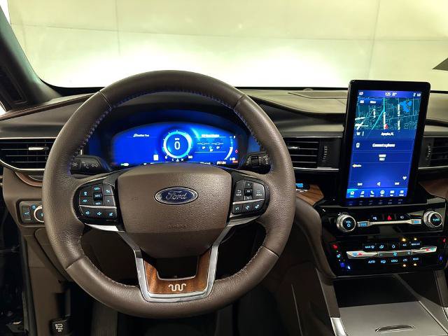 Certified 2022 Ford Explorer King Ranch w/ Premium Technology Package RWD image 8