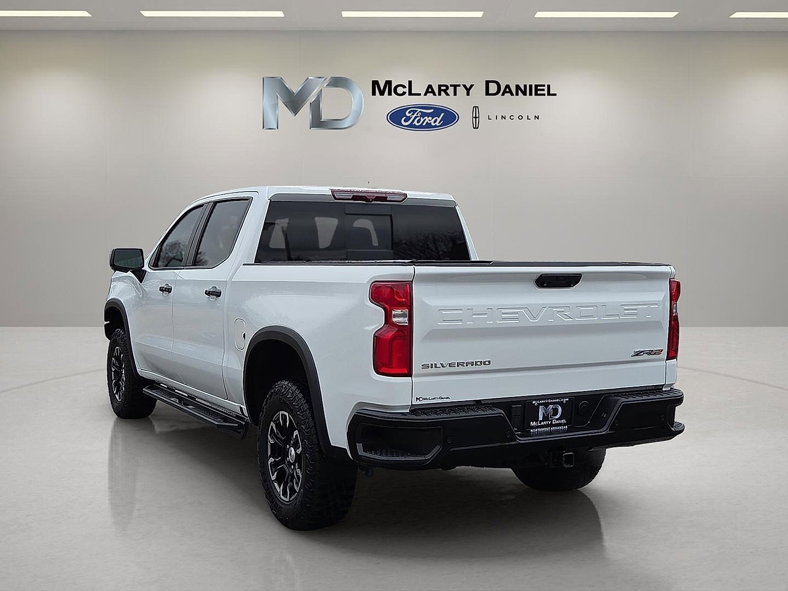 Used 2023 Chevrolet Silverado 1500 ZR2 image 4