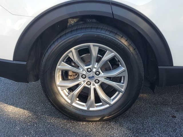 Certified 2020 Ford Explorer XLT w/ Equipment Group 202A image 7