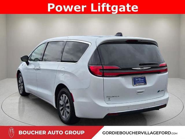 Used 2024 Chrysler Pacifica Limited image 5