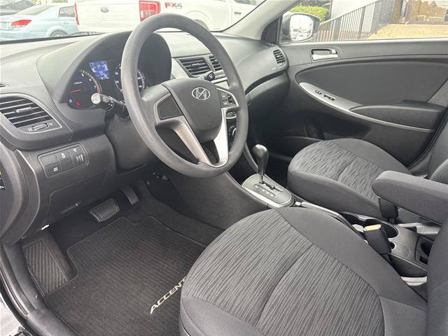 Used 2017 Hyundai Accent SE FWD image 23