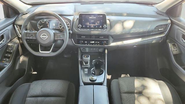 Used 2024 Nissan Rogue SV AWD/4WD image 26