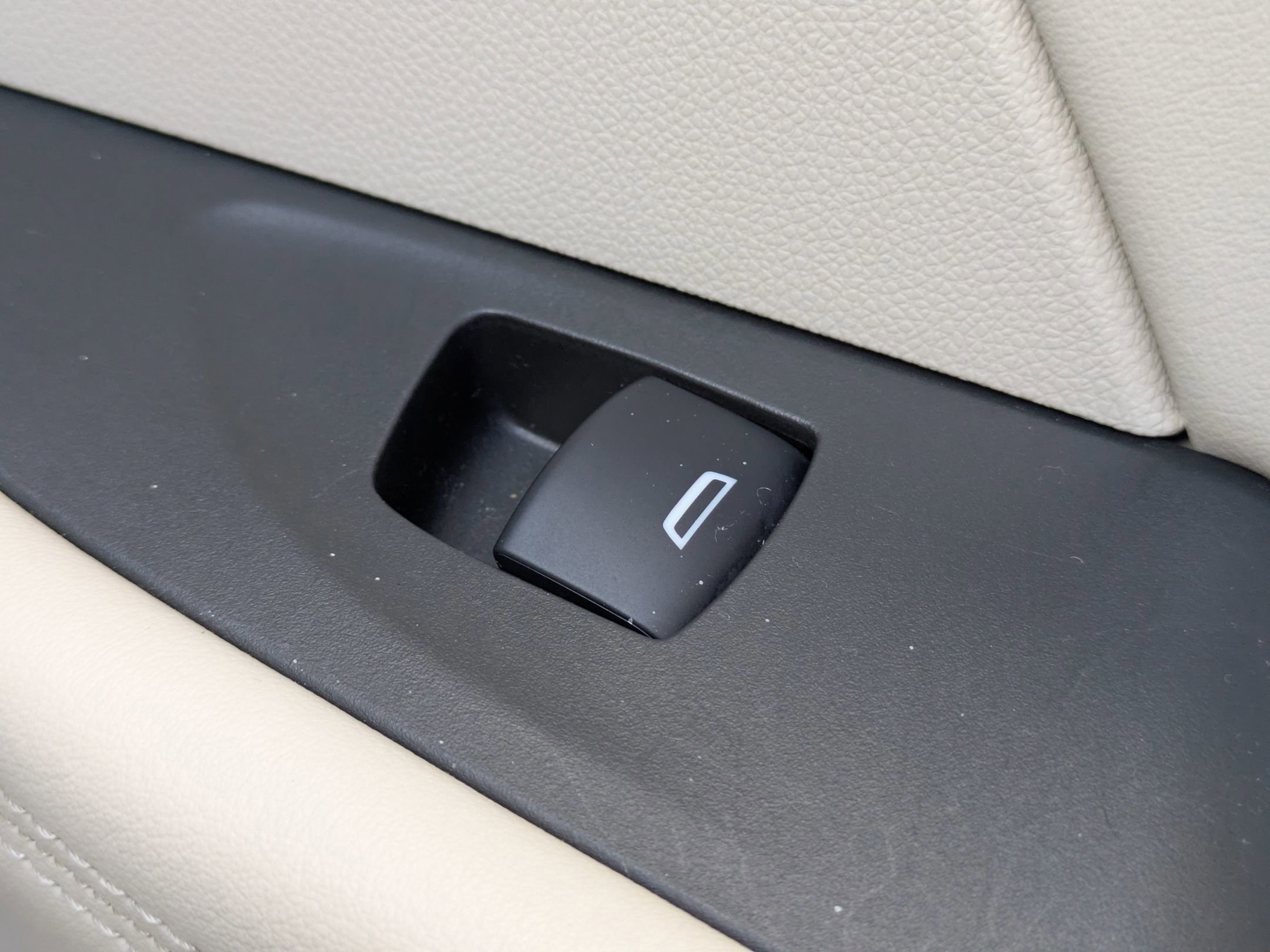 Used 2022 Buick Envision Preferred image 33