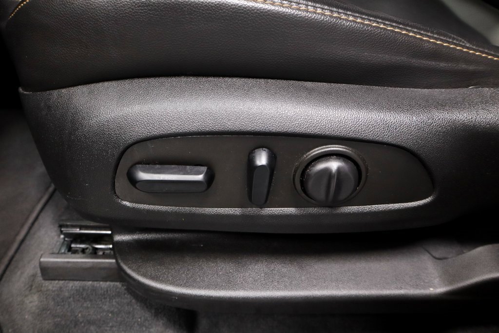 Used 2021 Chevrolet Traverse RS w/ LPO, Cargo Package image 25