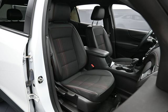 Used 2022 Chevrolet Equinox RS w/ LPO, Floor Liner Package FWD image 28