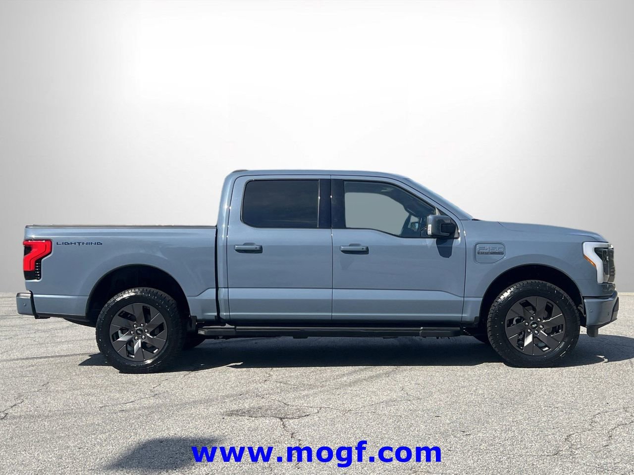 Certified 2023 Ford F150 Lightning Lariat w/ Equipment Group 511A High AWD/4WD image 28