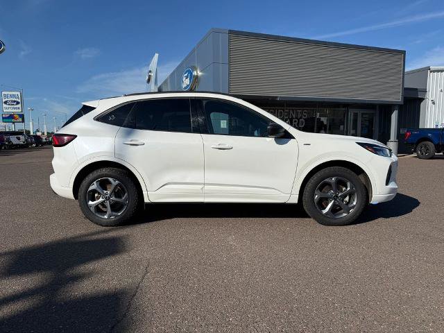 Certified 2023 Ford Escape ST-Line w/ Tech Pack #1 AWD/4WD image 8