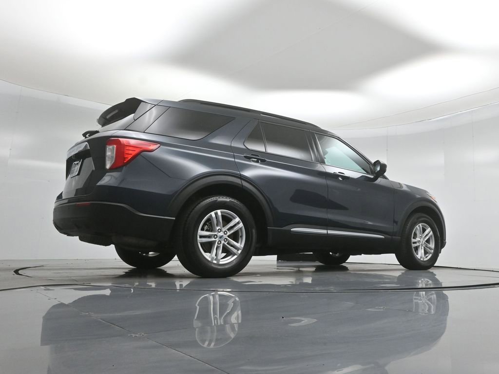 Certified 2023 Ford Explorer XLT RWD image 47