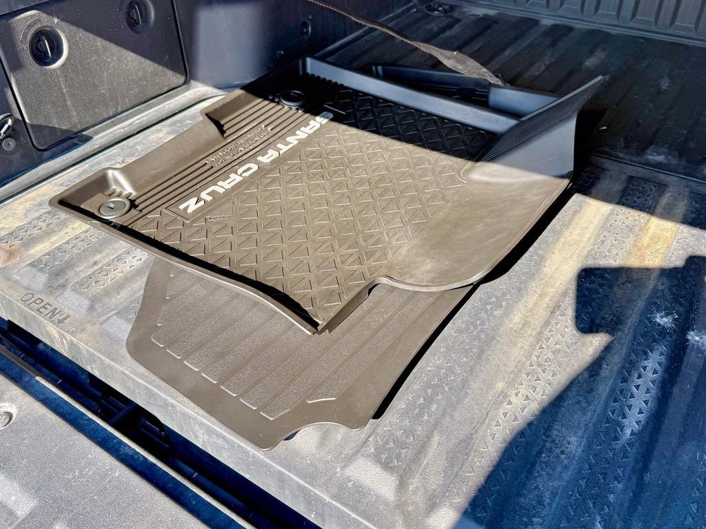 Used 2023 Hyundai Santa Cruz SEL w/ Activity Package image 16