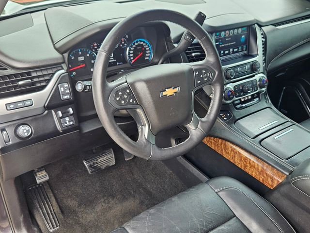 Used 2017 Chevrolet Suburban Premier RWD image 39