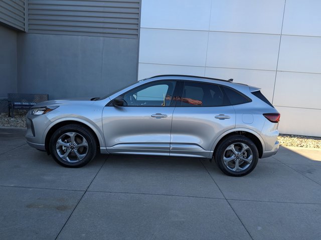 Certified 2023 Ford Escape ST-Line image 7