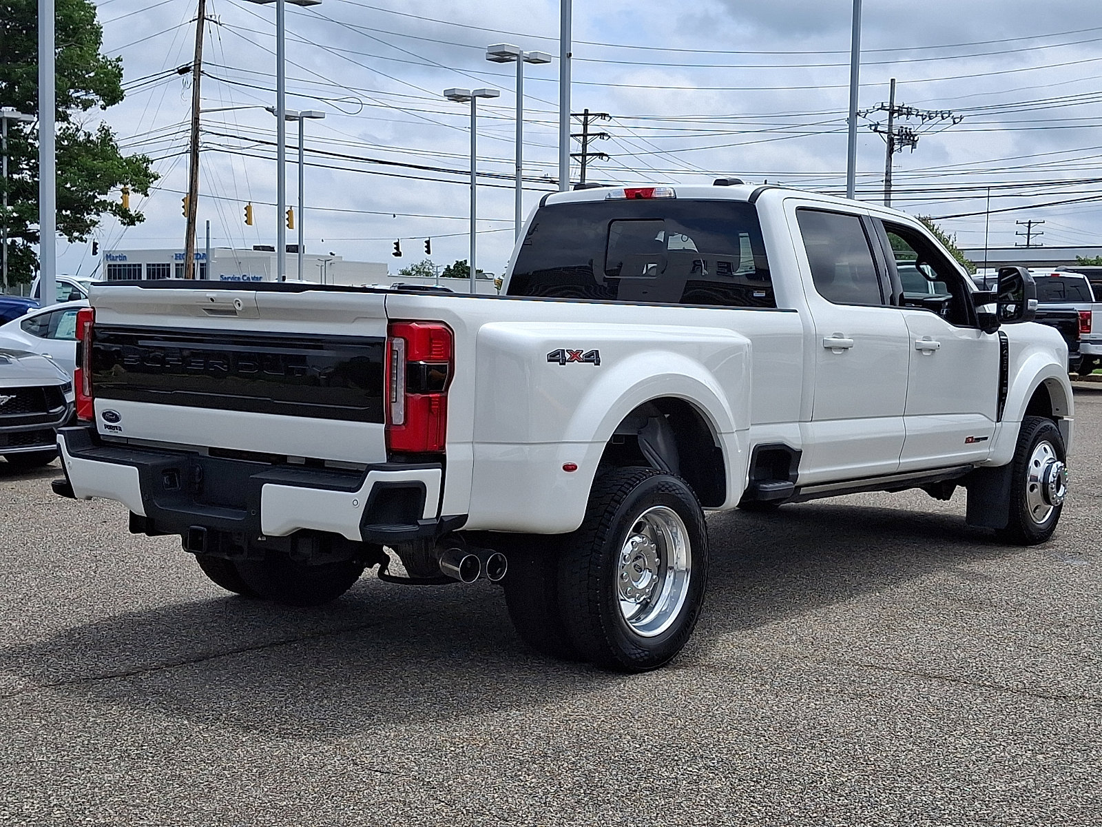 Certified 2026 Ford F450 Platinum w/ Camper Package AWD/4WD image 11