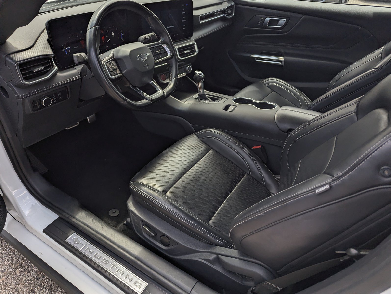 Certified 2025 Ford Mustang Premium RWD image 9