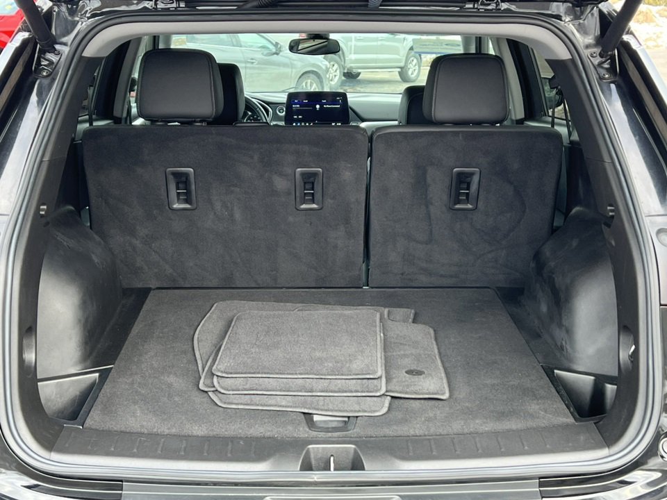 Used 2023 Chevrolet Blazer LT image 38