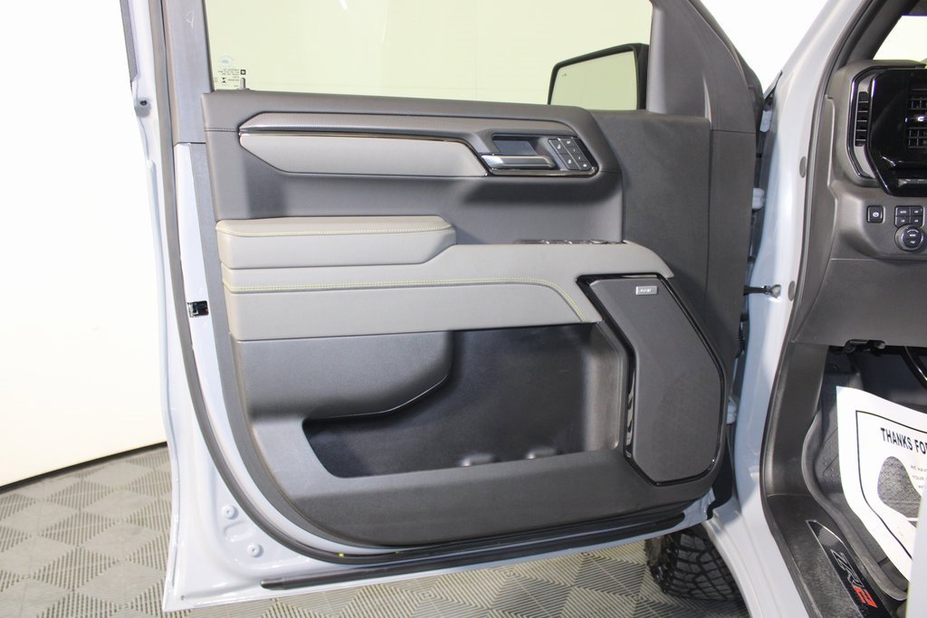 Used 2025 Chevrolet Silverado 1500 ZR2 w/ Technology Package image 20