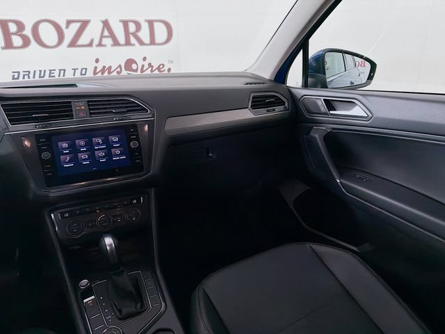 Used 2020 Volkswagen Tiguan SE AWD/4WD image 27