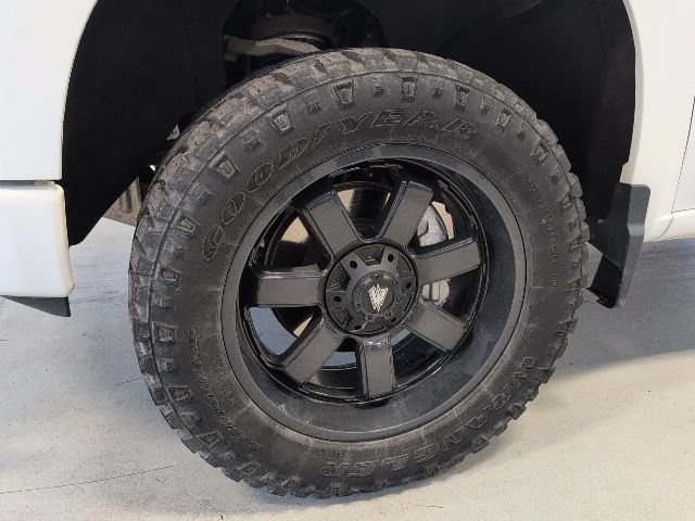 Used 2023 Chevrolet Silverado 1500 RST w/ Convenience Package II AWD/4WD image 7