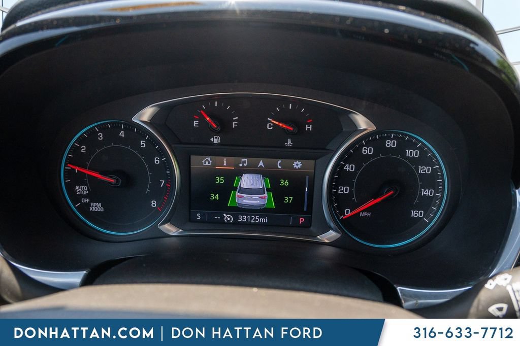Used 2023 Chevrolet Traverse LT AWD/4WD image 6