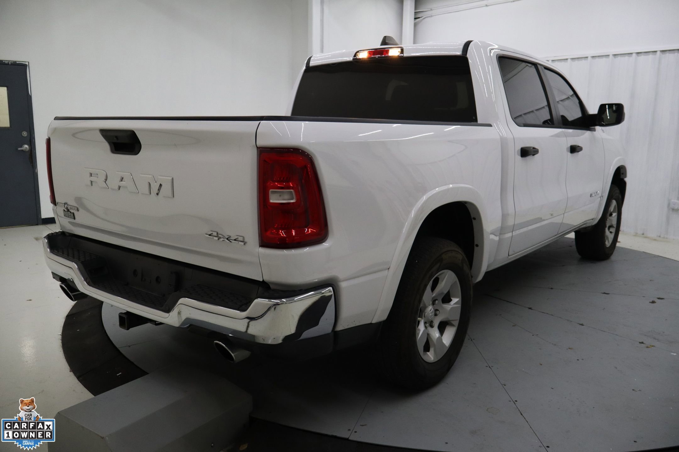 Used 2025 RAM 1500 Lone Star image 2