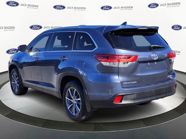 Used 2019 Toyota Highlander XLE image 5