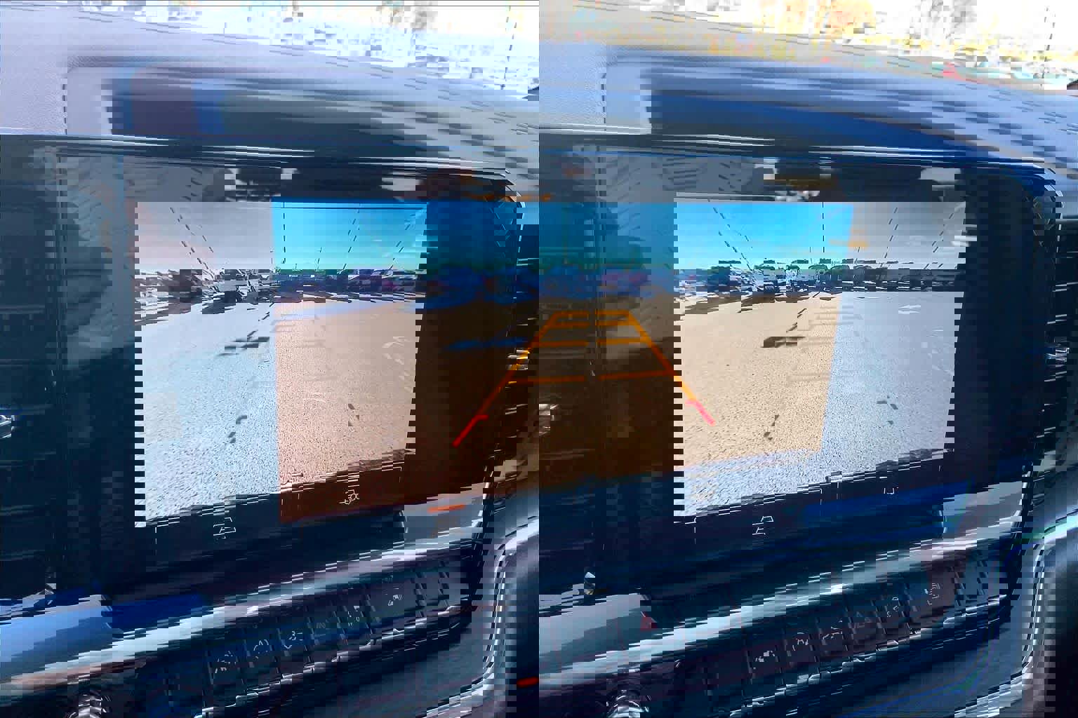 Used 2022 GMC Sierra 1500 SLT w/ SLT Convenience Package image 26