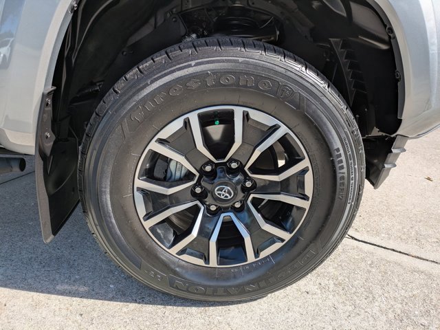 Used 2022 Toyota Tacoma TRD Sport image 11