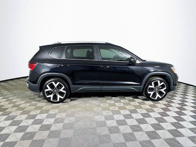 Used 2023 Volkswagen Taos SEL AWD/4WD image 8