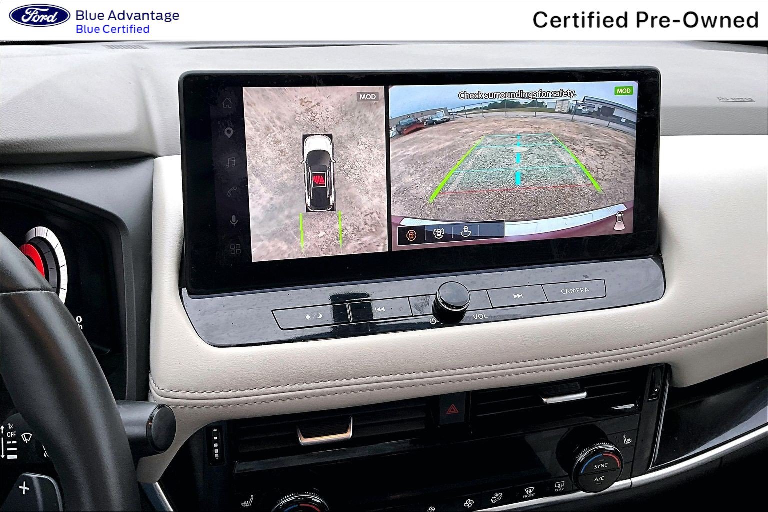 Used 2025 Nissan Rogue SL AWD/4WD image 30