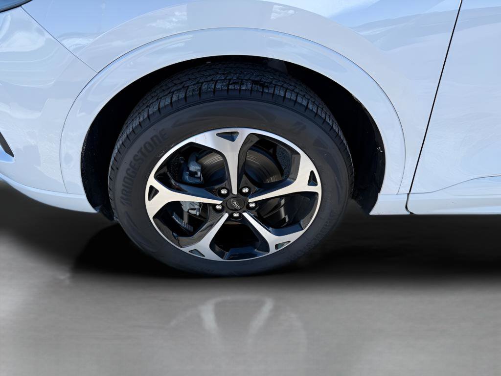 Certified 2025 Ford Escape ST-Line Elite w/ Premium Technology Package AWD/4WD image 28