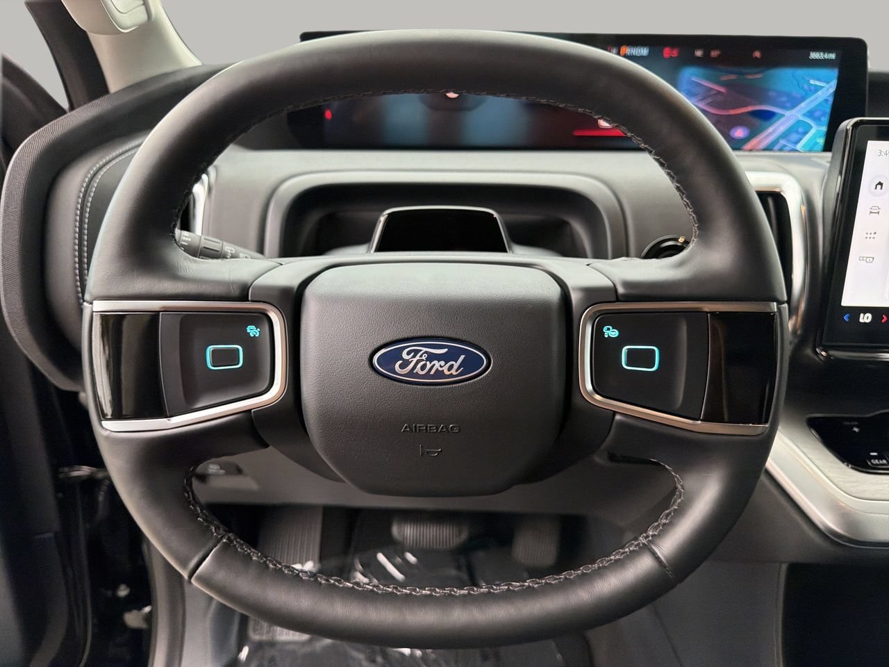 Certified 2026 Ford Expedition Max Platinum AWD/4WD image 32