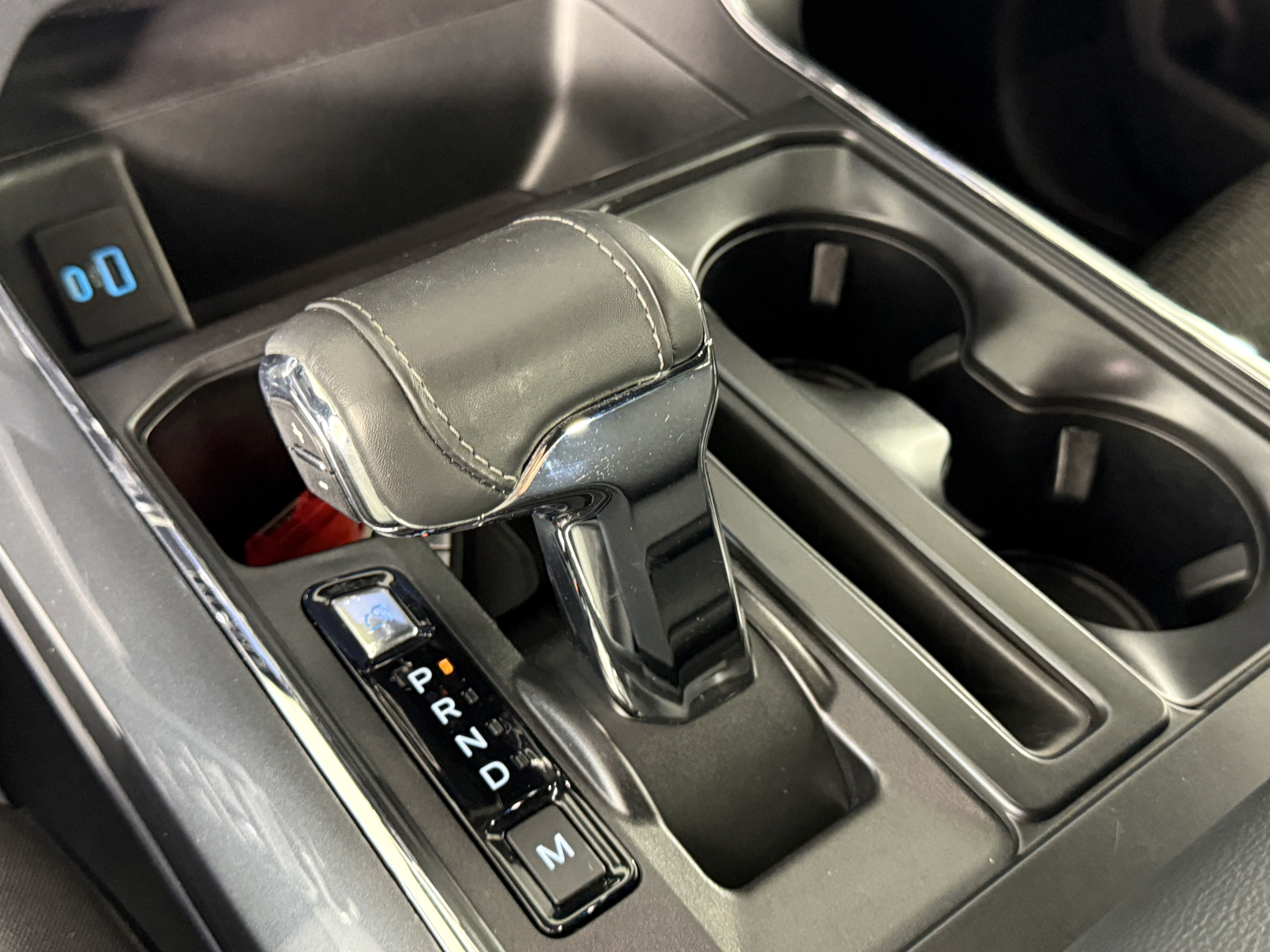 Certified 2022 Ford F150 XLT w/ Equipment Group 302A High image 22