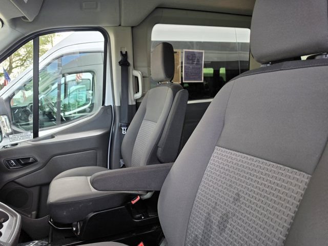 Certified 2025 Ford Transit 350 XLT RWD image 18