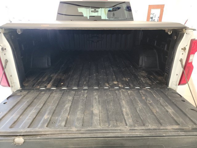 Used 2022 Chevrolet Silverado 1500 RST AWD/4WD image 6