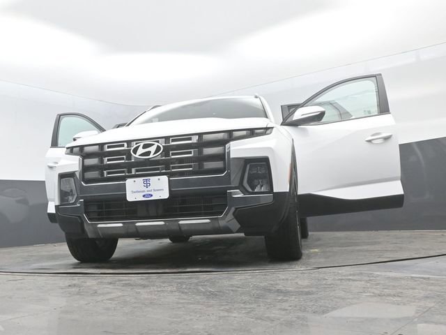 Used 2025 Hyundai Santa Cruz Limited AWD/4WD image 34