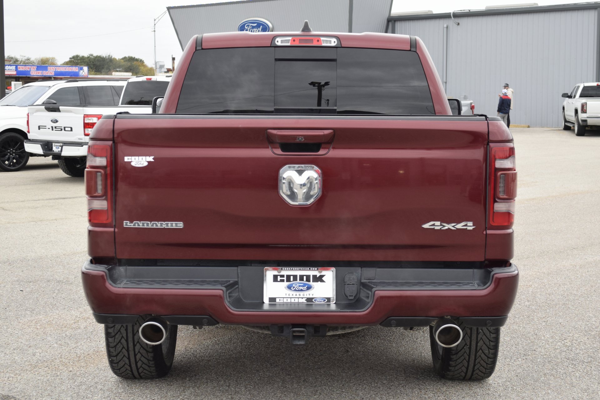 Used 2021 RAM 1500 Laramie w/ Sport Appearance Package image 10