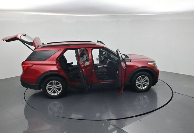 Certified 2023 Ford Explorer XLT RWD image 48