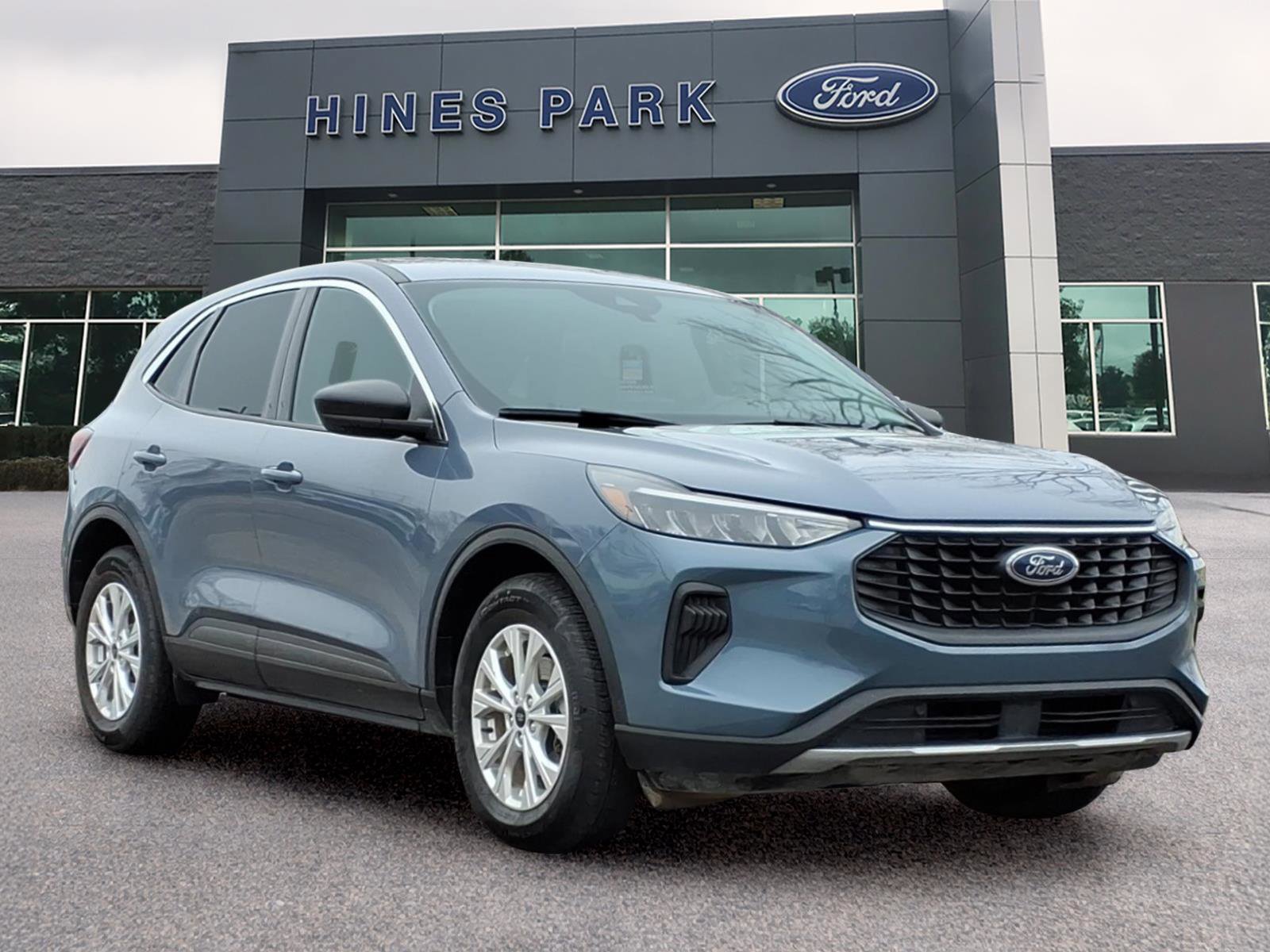 Certified 2023 Ford Escape Active AWD/4WD image 1